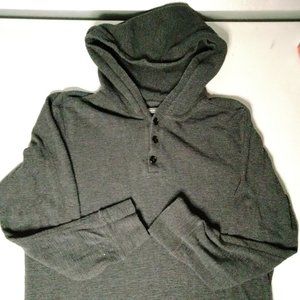 4S6.  Vince long sleeve (womens)